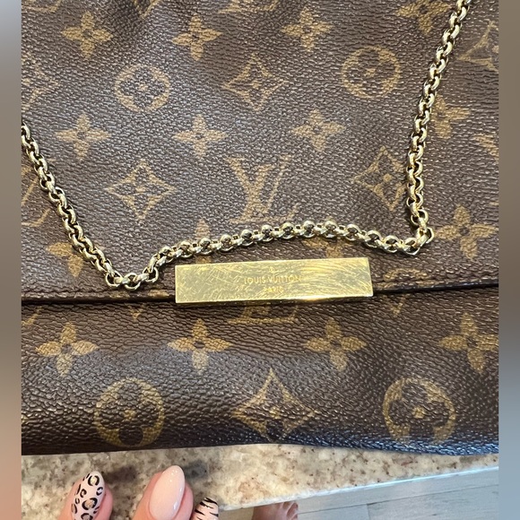 Authentic Louis Vuitton favorite MM monogram - Picture 2 of 8